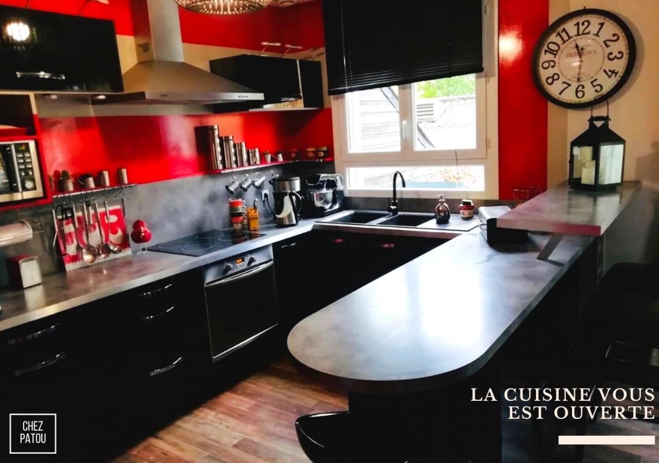 Bed and Breakfast Chez Patou Laval  Exteriér fotografie